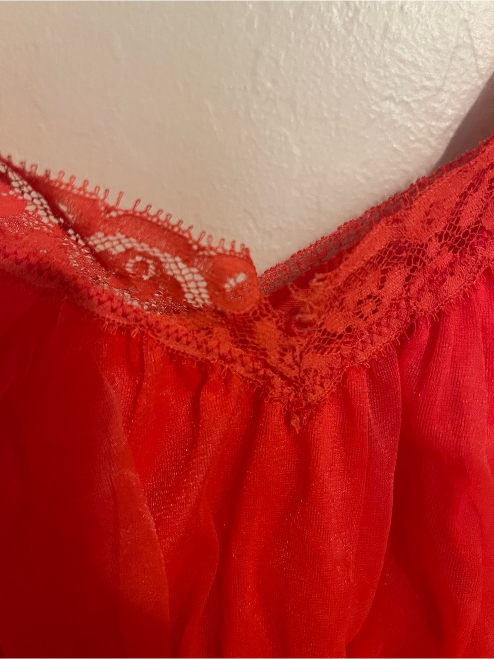 Vintage Red Sleeveless Lace Trim Slip - Picture 3 of 5